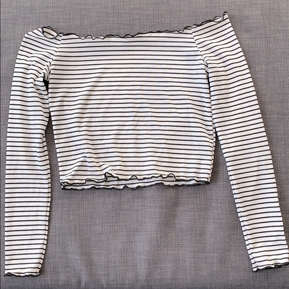 Cropped Boohoo Black & White Stripe